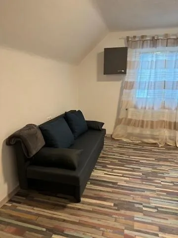 Amalia شقة لوبن